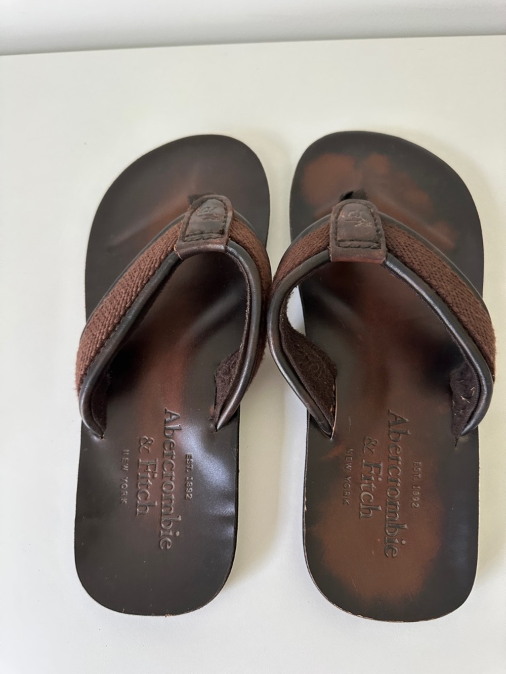 Abercrombie & Fitch Brown Leather & Fabric Men’s Flip-Flops